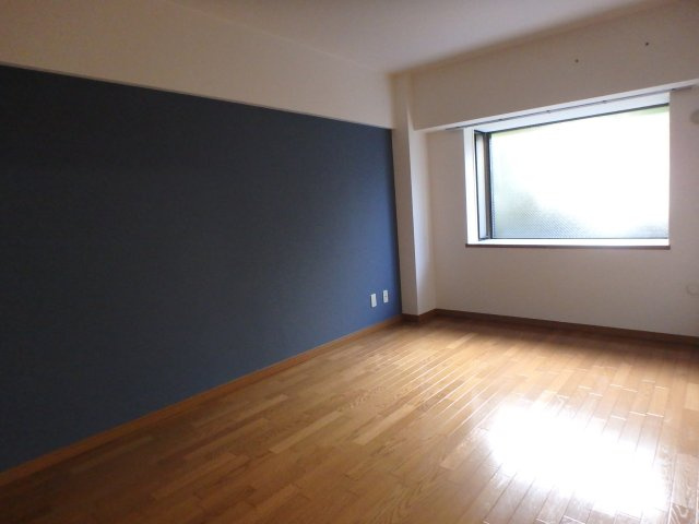 HACHIBUSE御影の洋室