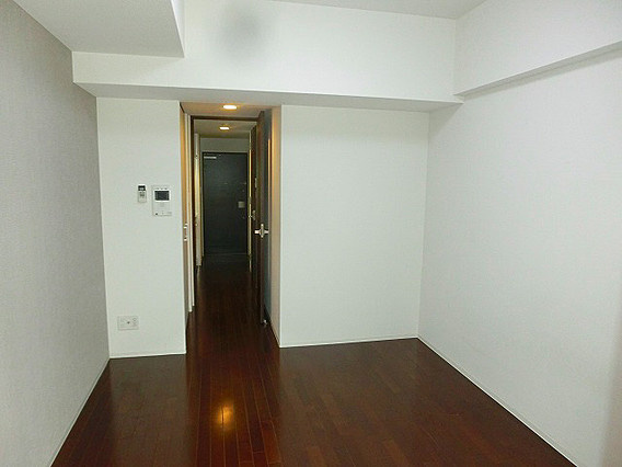 レジュールアッシュ神戸元町の洋室