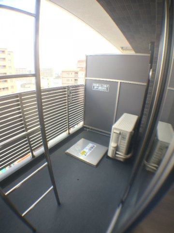 プレサンス三宮東フィールのバルコニー