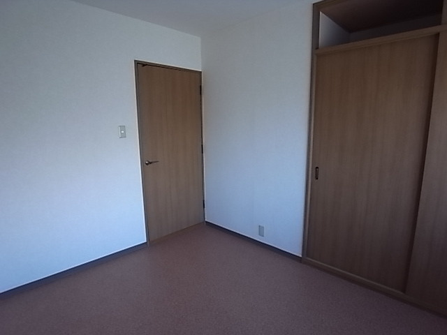 プラザインペリアルの居間・リビング