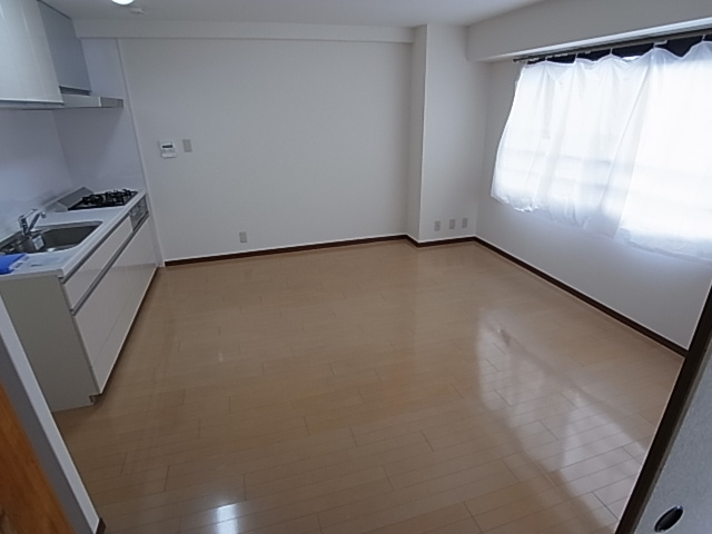 フローラ東御影の居間・リビング