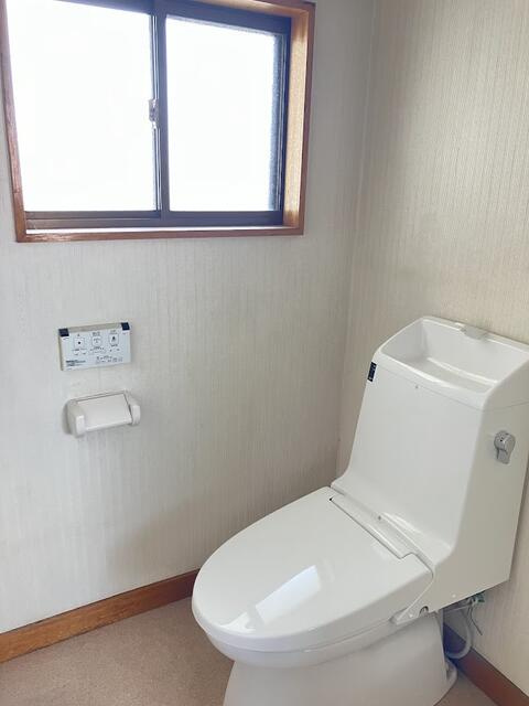 宇都宮市戸祭3丁目　5DK　中古住宅のトイレ|２階トイレ