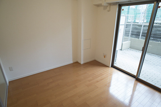 メゾンドバレーの居間・リビング