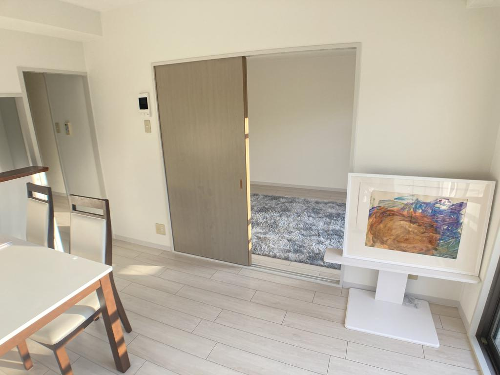 ソレイユ六甲の居間・リビング