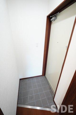 【玄関】 | ベリーウェルⅡ