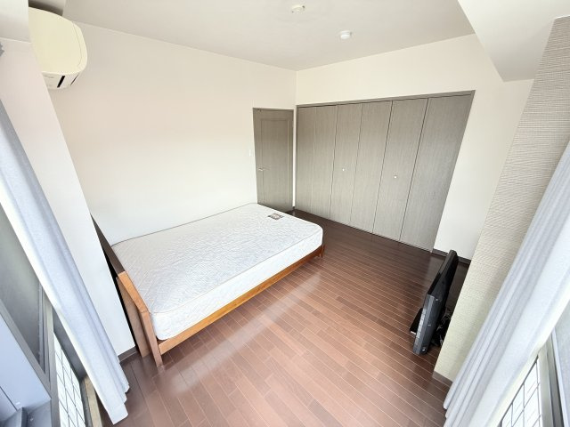 朝日プラザウエスティ神戸の洋室