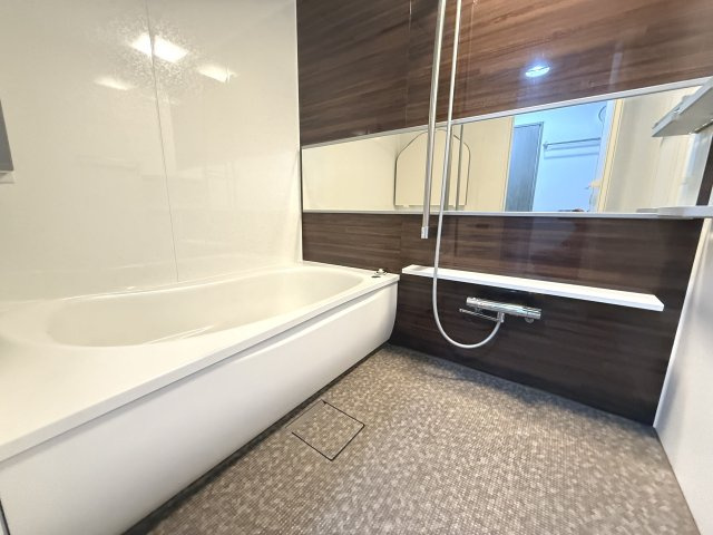 朝日プラザウエスティ神戸の浴室