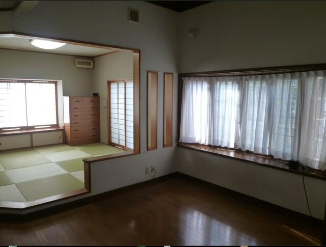 宇都宮市兵庫塚１丁目　4ＳＬＤＫ　中古住宅の居間・リビング