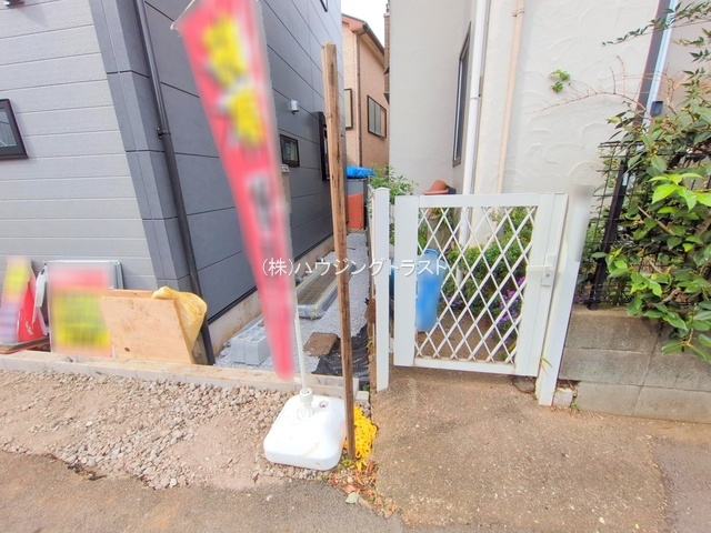 MIRASUMO 所沢市上安松　全１棟の庭