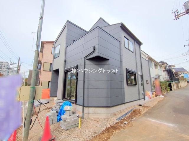 MIRASUMO 所沢市上安松　全１棟