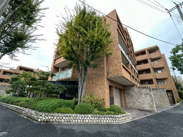 グランドメゾン芦屋岩園