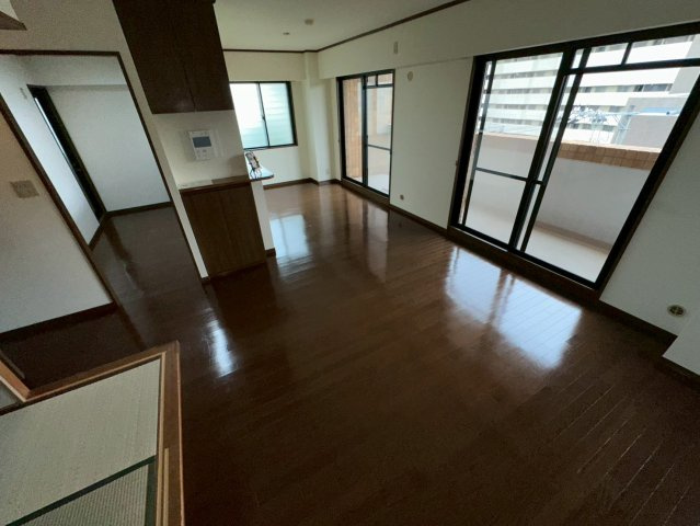 グランドメゾン芦屋岩園の居間・リビング