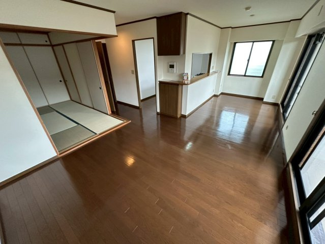 グランドメゾン芦屋岩園の居間・リビング