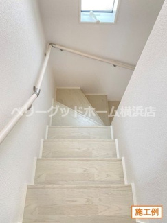 【内観：施工例】 | 相模原市当麻　新築分譲住宅　全2棟/今回販売1棟（１号棟） | 同施工会社施工例（階段）