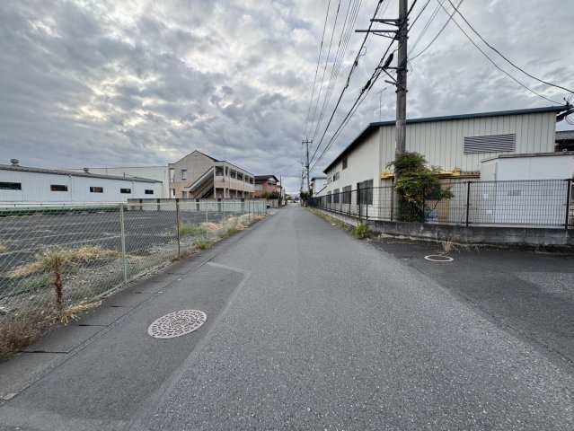 綺麗な空き家で新生活♪足利市福富町の前面道路含む現地写真|前面道路含む現地写真です