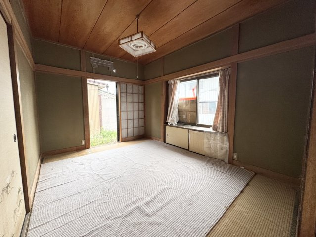 綺麗な空き家で新生活♪足利市福富町の和室|和室がひろがる居住スペース