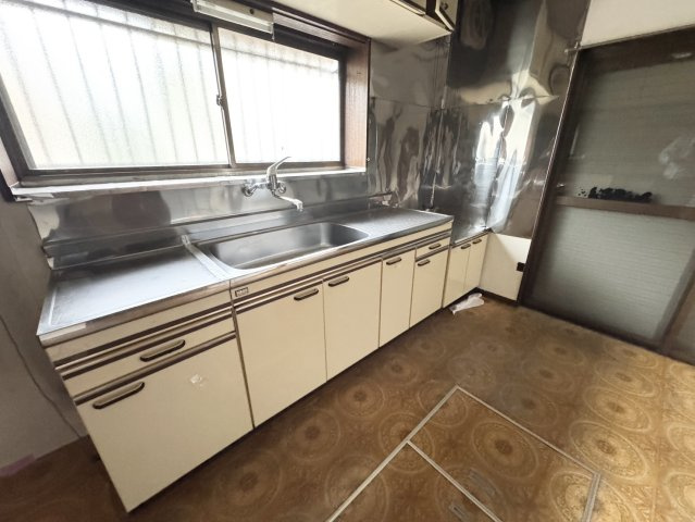 綺麗な空き家で新生活♪足利市福富町のキッチン|きれいなキッチンです