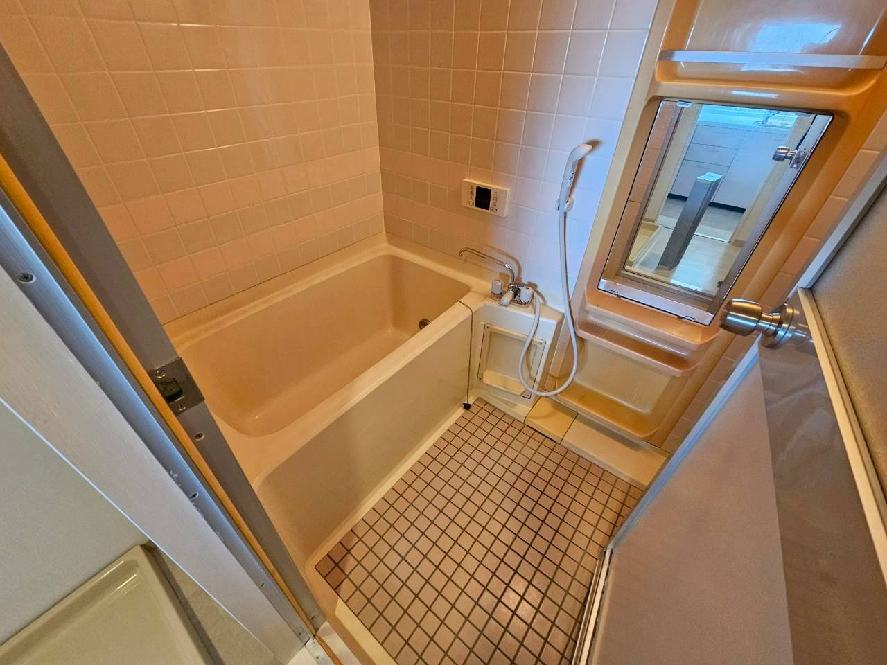 フォーシーズンズ芦屋の浴室