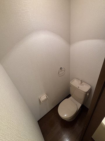 プティメゾン入船のトイレ