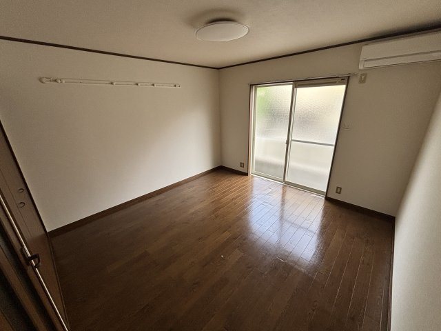 プティメゾン入船の居間・リビング