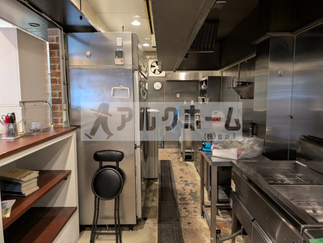 柏原市国分西１丁目の店舗一部の内装