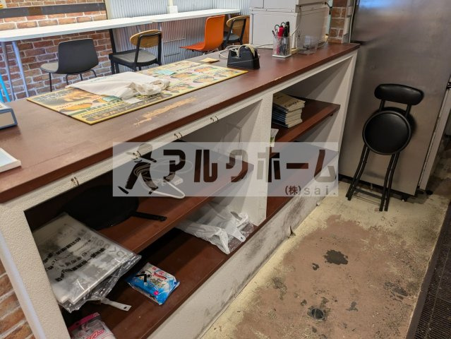 柏原市国分西１丁目の店舗一部の内装