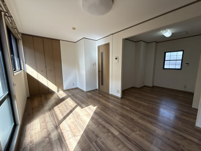 姫路市飾磨区山崎のハイツの居間・リビング