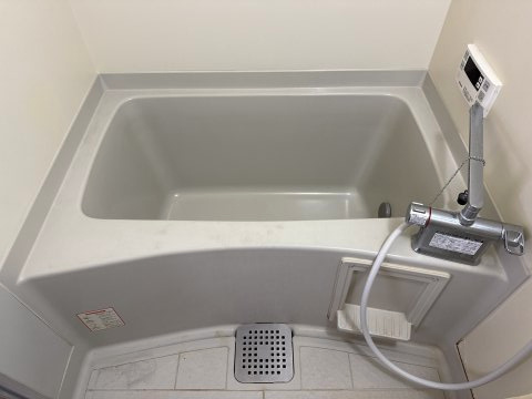 姫路市飾磨区山崎のハイツの浴室