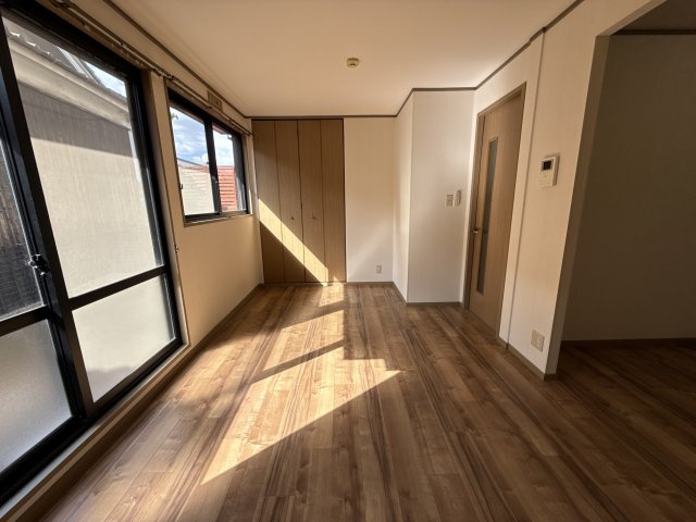 姫路市飾磨区山崎のハイツの居間・リビング