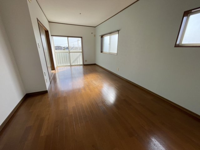 柳川市三橋町蒲船津のアパートの居間・リビング