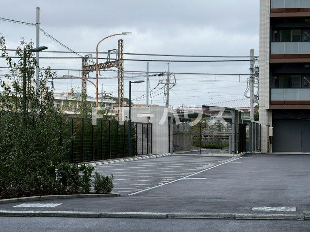 スカイグランデ津田沼の駐車場