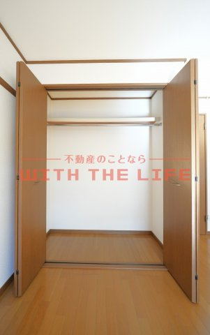 コンフォールⅢ【キャッシュバック賃貸】の収納|大きなものも収納できそうです