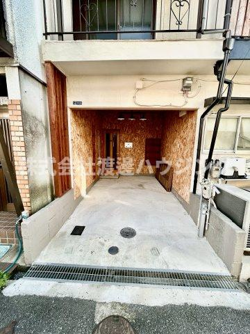 北条２丁目テラスハウスの駐車場