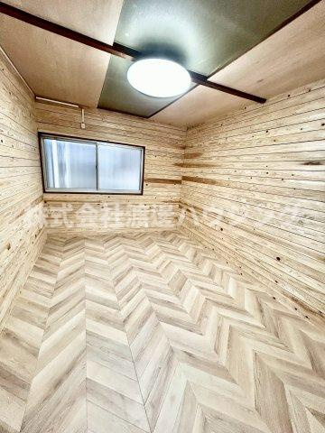 北条２丁目テラスハウスの洋室