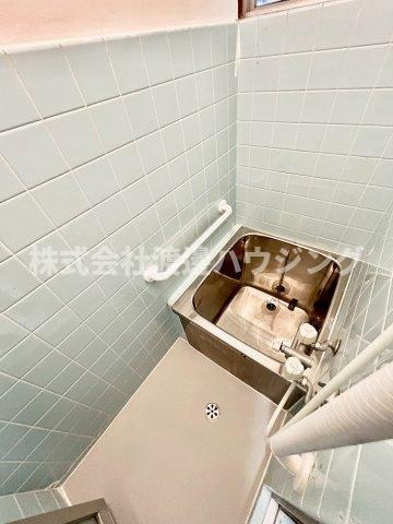 北条２丁目テラスハウスの浴室