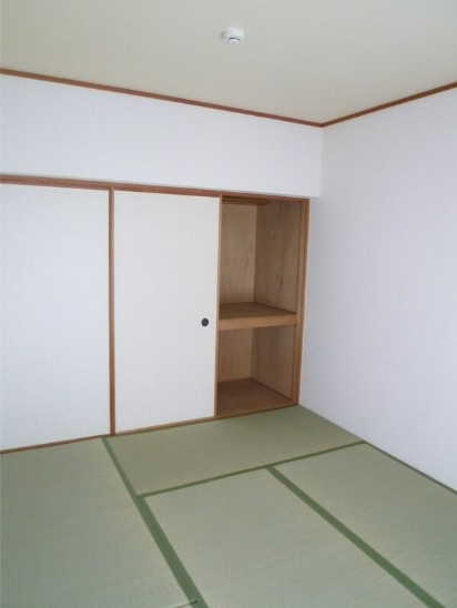 エヌエフ桜上水の和室