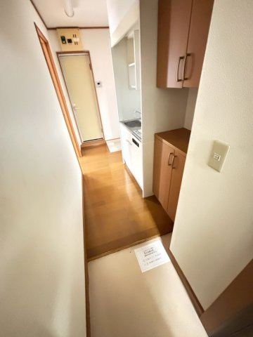 MA BELLE 鶴瀬（マベール鶴瀬）の玄関