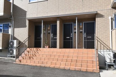 【エントランス】 | アヴァンセ城山