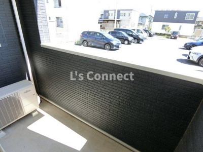 【バルコニー】 | ブレスサイドヒルズＧ | 晴れた日には洗濯物もたくさん干せます。