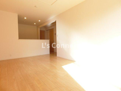 【内装】 | ブレスサイドヒルズＧ | １３．６帖のＬＤＫ。