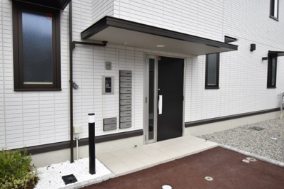 【エントランス】 | ルミナス奥井