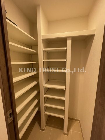 ザ・パークハビオ天満橋の収納|たっぷりとした収納スペースです