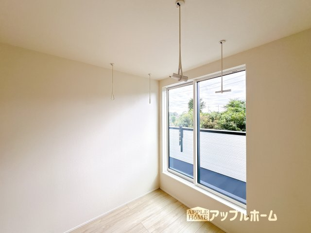 【新築住宅】東松山市石橋 第1期 全4棟のその他|吊り下げ物干し付き