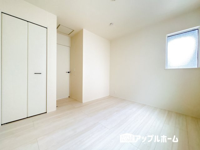 【新築住宅】東松山市石橋 第1期 全4棟の洋室|居室は全室収納あり！たっぷりある収納活用でお部屋もキレイを保てます♪