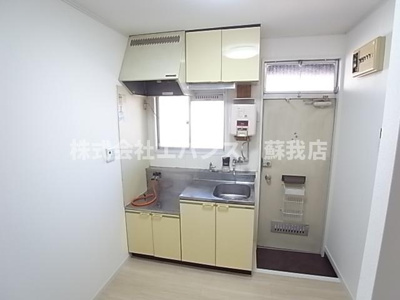 【キッチン】 | レピュート高岡B | ガスレンジ付キッチン