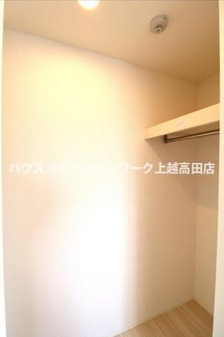 フィドゥーチャの収納|ウォークインクローゼット