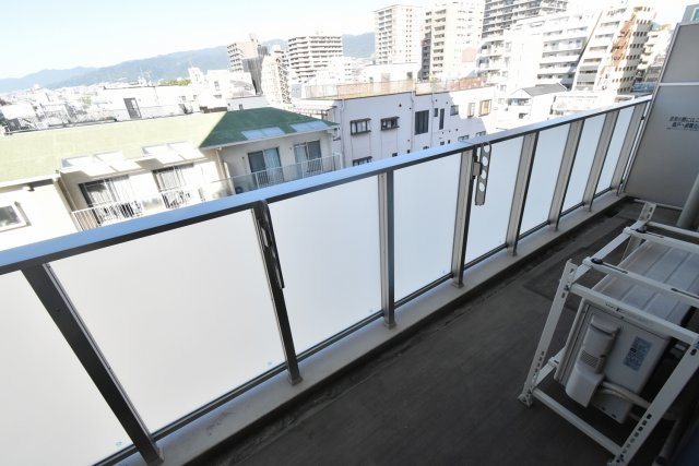 ブランシエスタ西宮のバルコニー