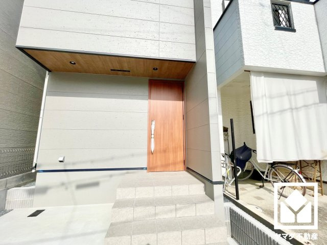 南区久世大薮町の玄関