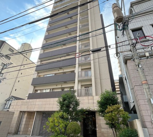 【外観】 | イニシア大濠公園 | 人気の大濠エリアで、生活の利便性と豊かな自然を同時に享受できる贅沢な立地です