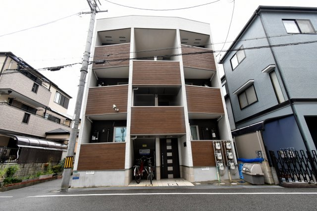 レジデンス西宮呉羽の外観